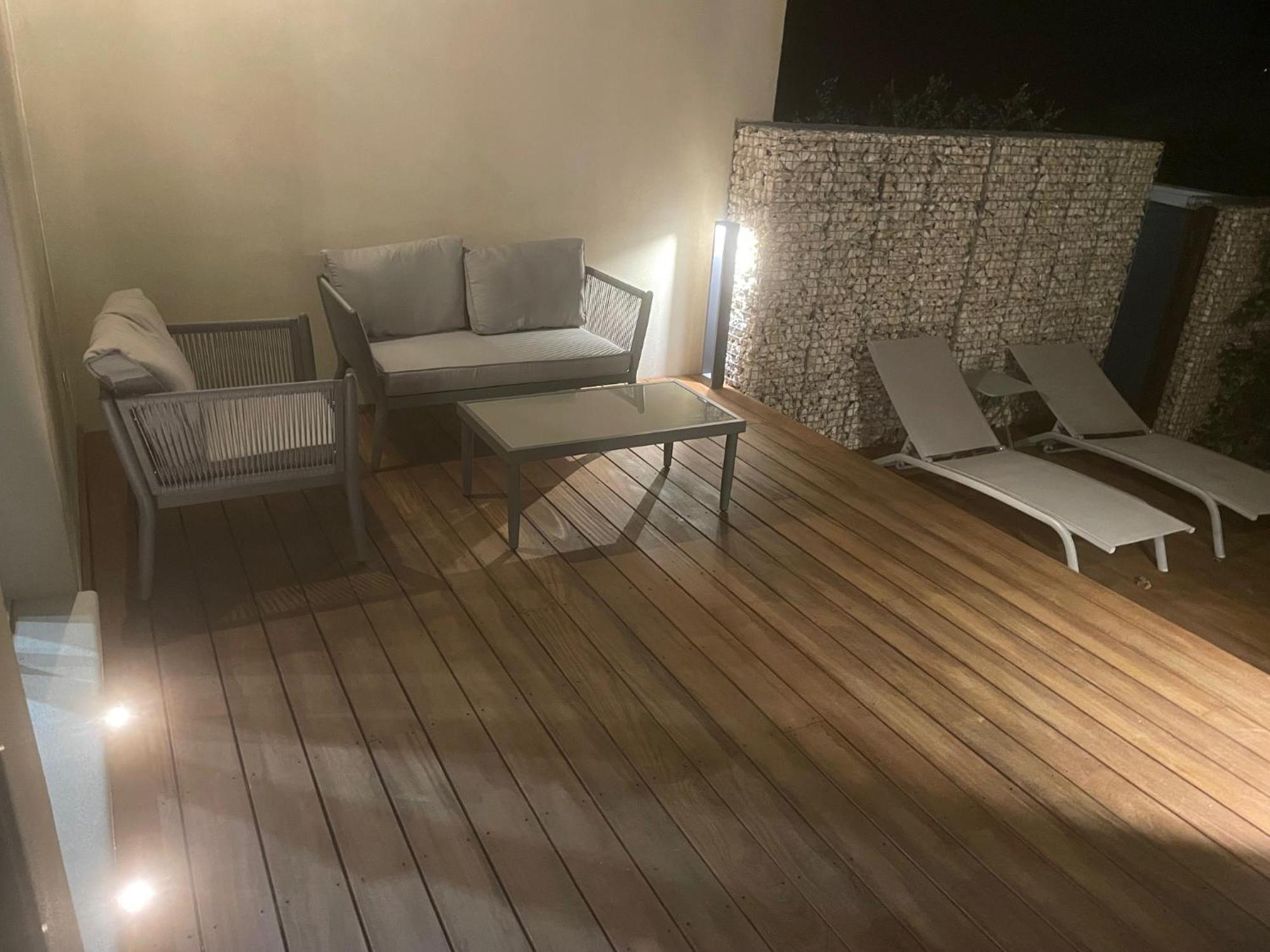 Logement Avec Jacuzzi Joucas Εξωτερικό φωτογραφία