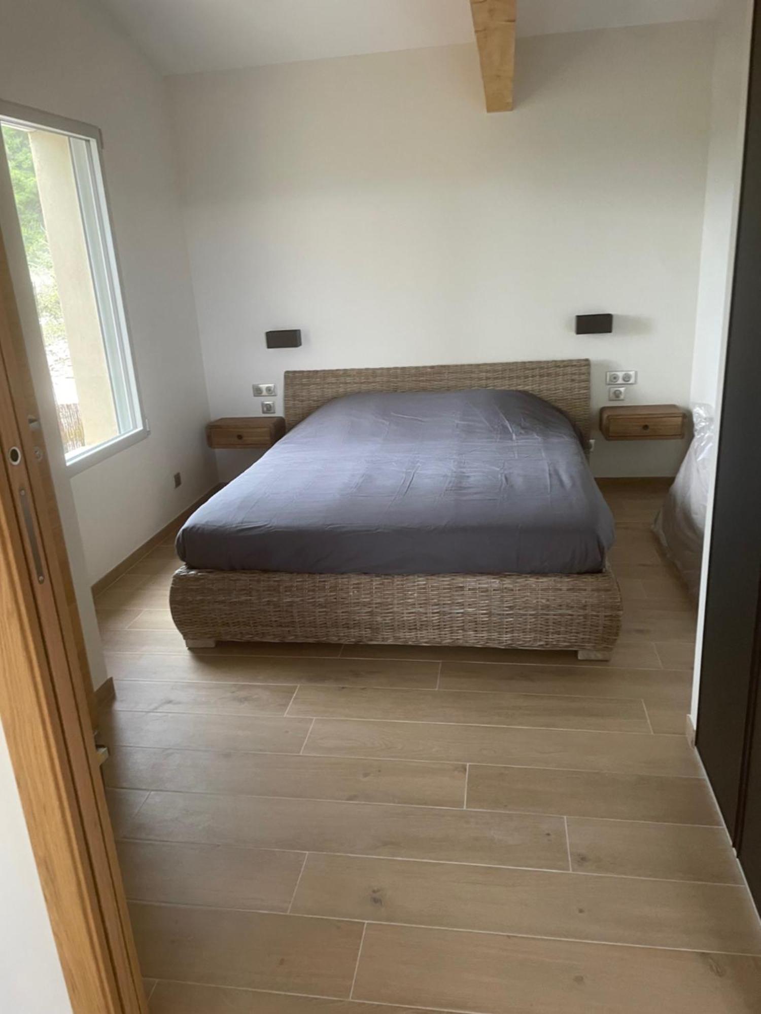 Logement Avec Jacuzzi Joucas Εξωτερικό φωτογραφία